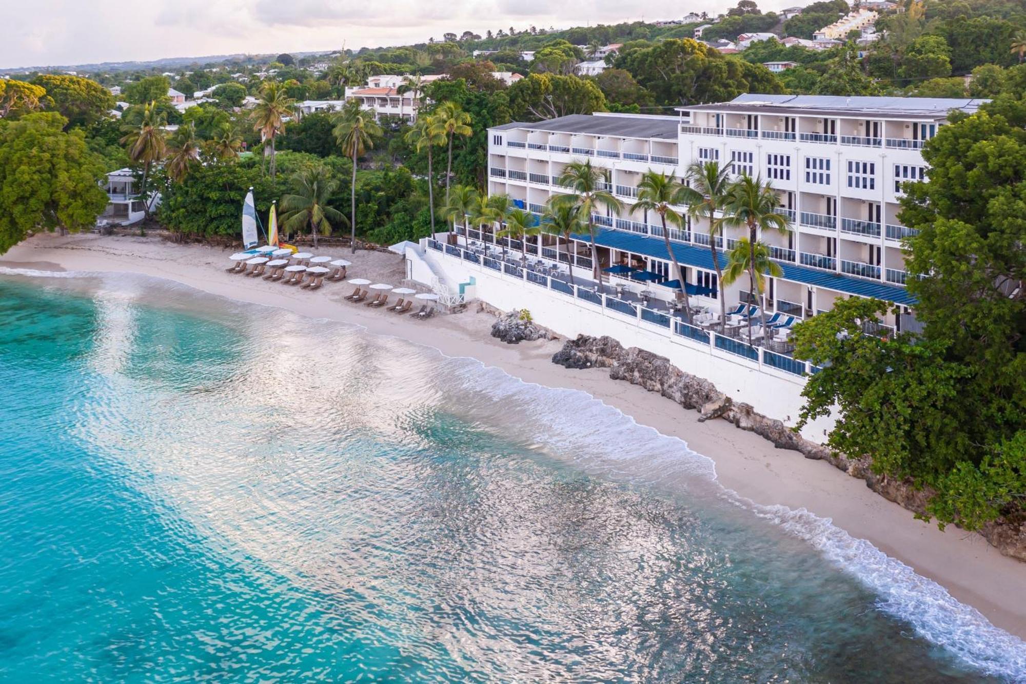 Waves Resort & Spa, Barbados, An Autograph Collection All-Inclusive Resort Сейнт Джеймс Екстериор снимка