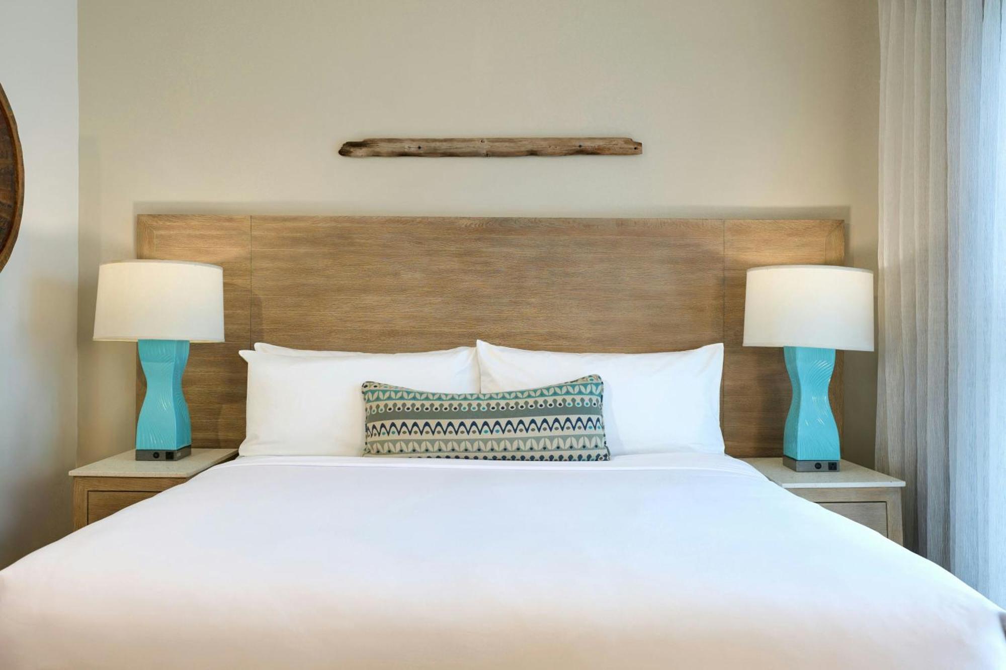 Waves Resort & Spa, Barbados, An Autograph Collection All-Inclusive Resort Сейнт Джеймс Екстериор снимка