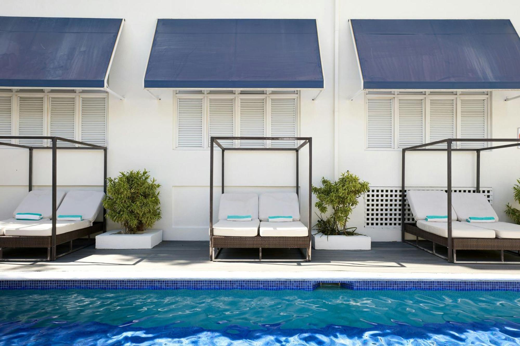 Waves Resort & Spa, Barbados, An Autograph Collection All-Inclusive Resort Сейнт Джеймс Екстериор снимка