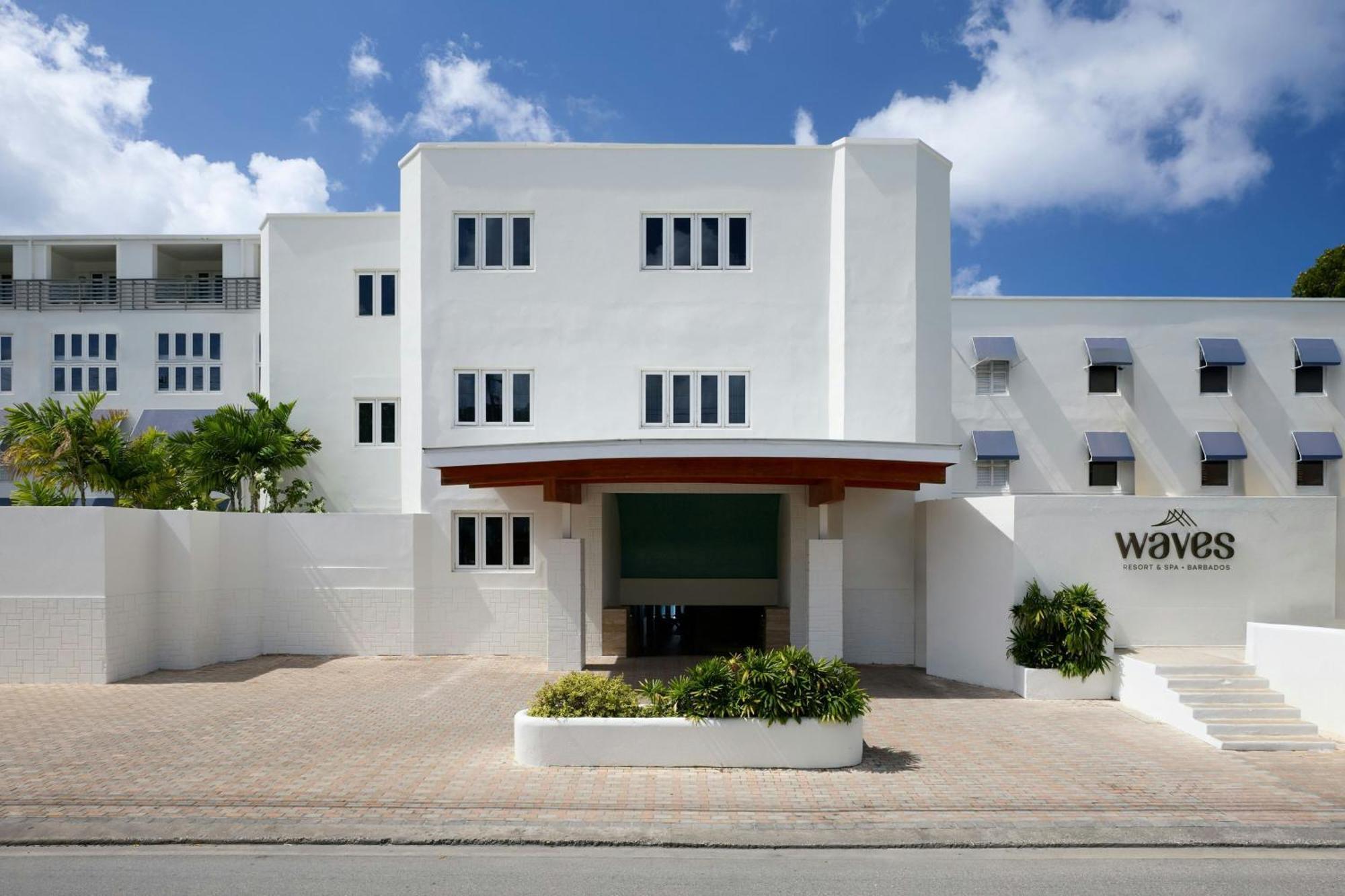 Waves Resort & Spa, Barbados, An Autograph Collection All-Inclusive Resort Сейнт Джеймс Екстериор снимка
